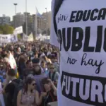 El Movimiento Estudiantil resiste al Gobierno de Milei y se moviliza en defensa de la educación publica
