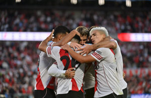 River goleó 3-0en el Mâs Monumental