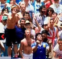 Detrás de la pelota: Las raíces políticas, económicas y de soberanía que explican la rivalidad con Inglaterra