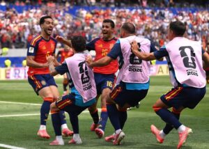Sangre de campeones en Los Ángeles: España destrabó un partidazo, venció 2-1 a Bélgica y sacó pasaje a Semis